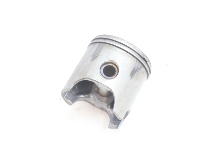photo de CYLINDER BARREL PISTON PEUGEOT LUDIX BLASTER 50 (2006 - 2014) - Component detail