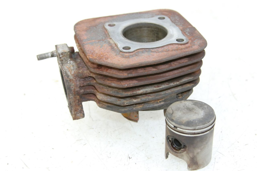 photo de CYLINDER BARREL PISTON PEUGEOT LUDIX 50 (2005 - 2007) - Main view