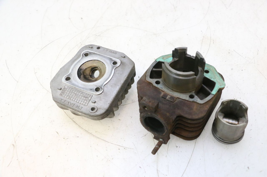 photo de CYLINDER PISTON PEUGEOT LUDIX 50 (2008 - 2017) - Additional view of the item