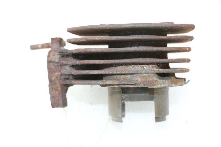 photo de CYLINDER PISTON PEUGEOT LUDIX 50 (2008 - 2017) - Alternative perspective