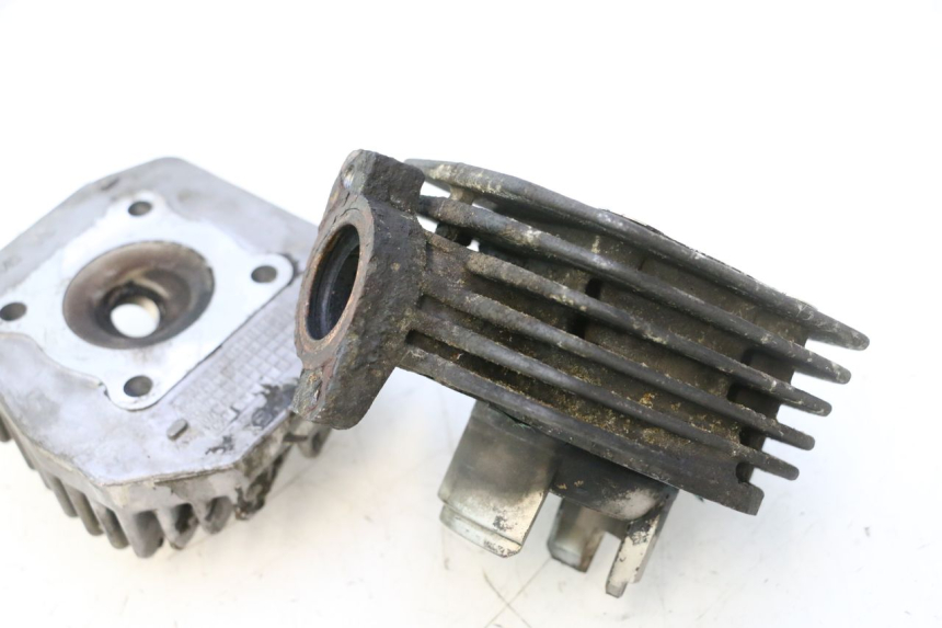 photo de CYLINDER BARREL PISTON PEUGEOT LUDIX ONE 50 (2004 - 2013) - Markings and original references