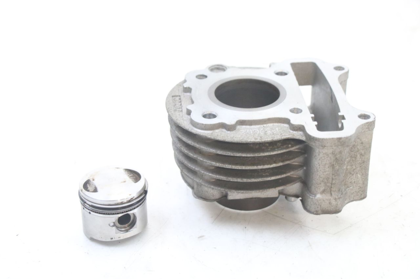 photo de CYLINDER BARREL PISTON MASH CITY 4T 50 (2018 - 2020) - Zoom on usage condition