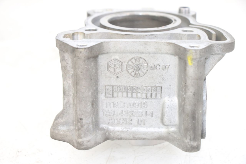 photo de CYLINDER PISTON PIAGGIO MEDLEY 125 (2016 - 2023) - Distinctive features
