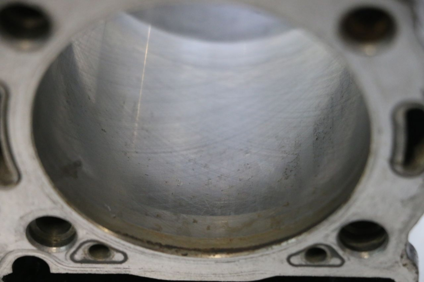 photo de CYLINDER BARREL PISTON PIAGGIO MP3 LT 300 (2010 - 2016) - Surface and material condition
