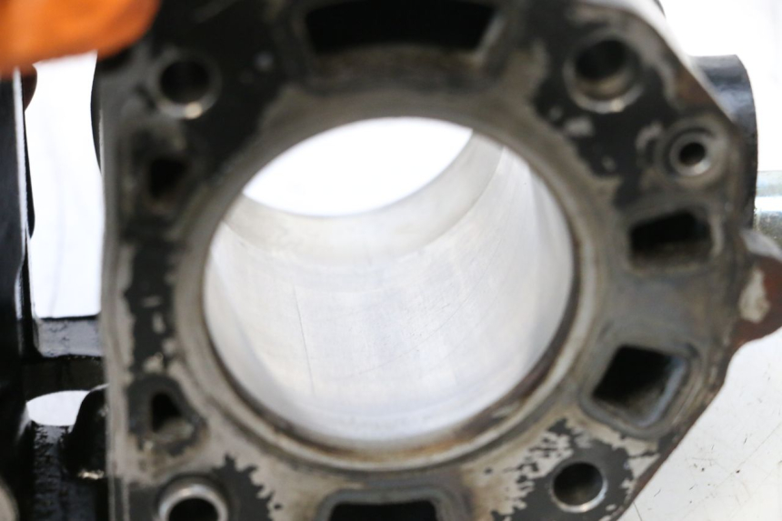 photo de CYLINDER PISTON PIAGGIO MP3 125 (2006 - 2014) - Additional view of the item