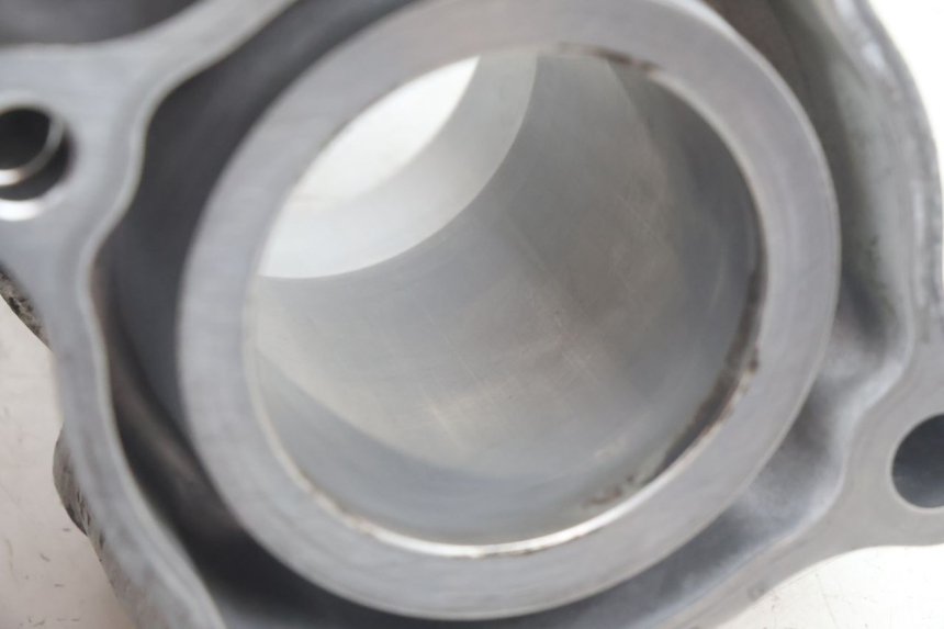 photo de CYLINDER BARREL PISTON YAMAHA N-MAX NMAX 125 (2021 - 2024) - Additional view of the item