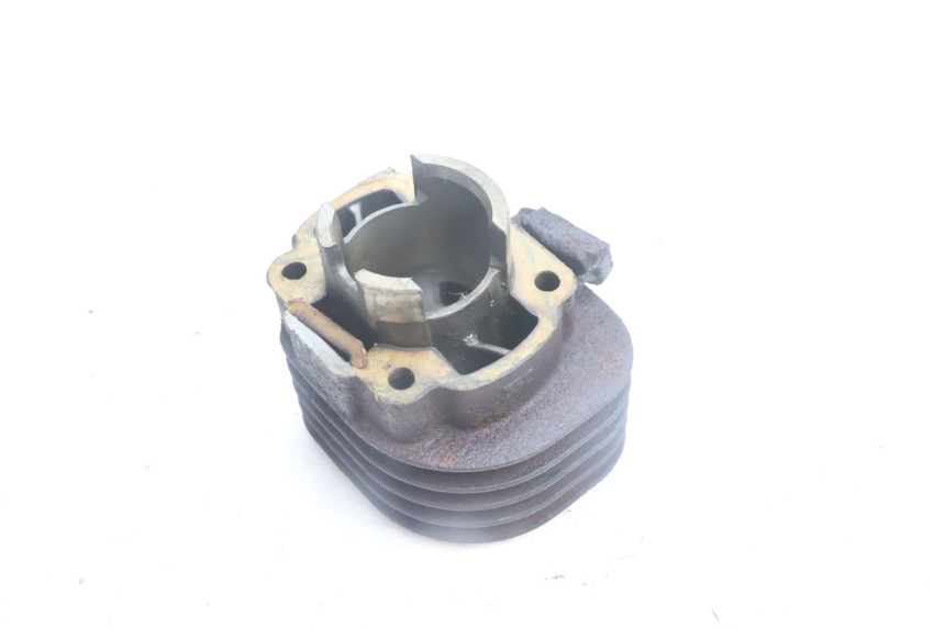 photo de CYLINDER BARREL PISTON YAMAHA NEO'S NEOS 2T 50 (1998 - 2007) - High-resolution close-up