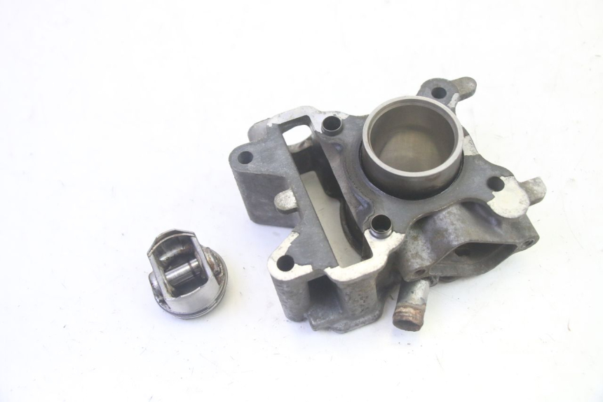 photo de CYLINDER BARREL PISTON YAMAHA NEOS NEO'S 4T 50 (2008 - 2016) - Product overview