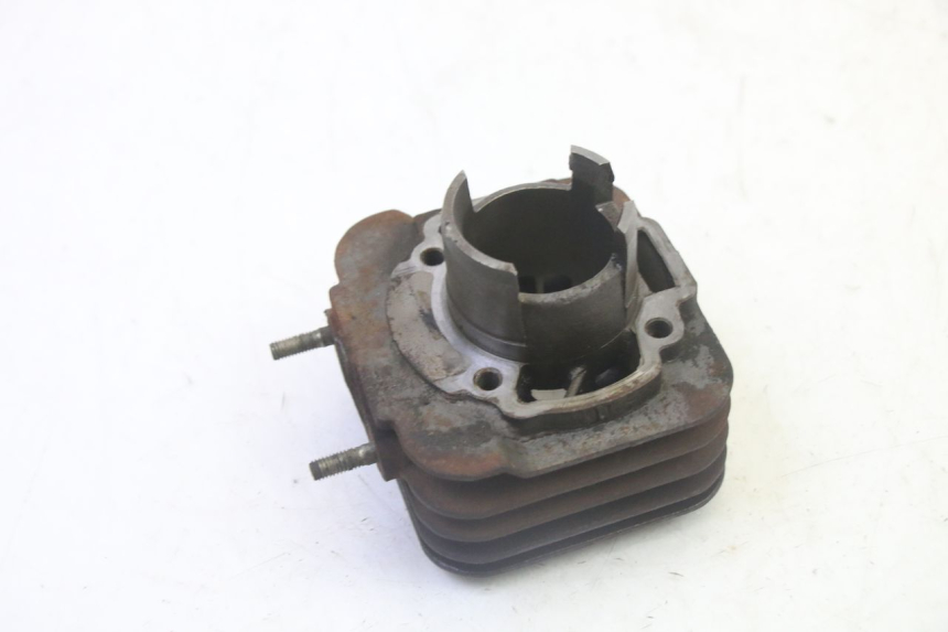 photo de CYLINDER BARREL PISTON PIAGGIO NEW TYPHOON 50 (2010 - 2017) - Distinctive features