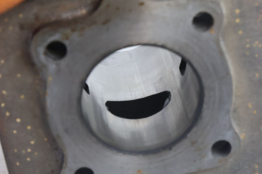 photo de CYLINDER BARREL PISTON PIAGGIO NEW TYPHOON 50 (2018 - 2021) - Detailed visual inspection
