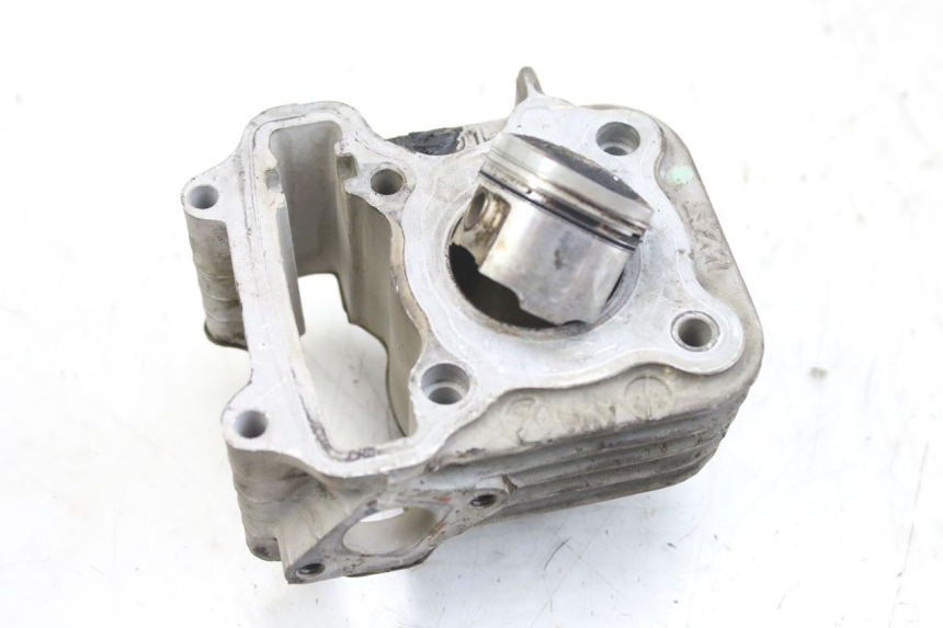 photo de CYLINDER PISTON SYM ORBIT 2 4T 50 (2008 - 2017) - Zoom on usage condition