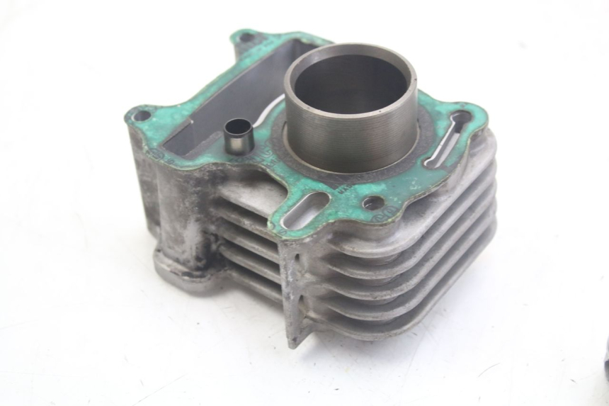 photo de CYLINDER BARREL PISTON SYM ORBIT 2 4T 50 (2018 - 2022) - Zoom on usage condition