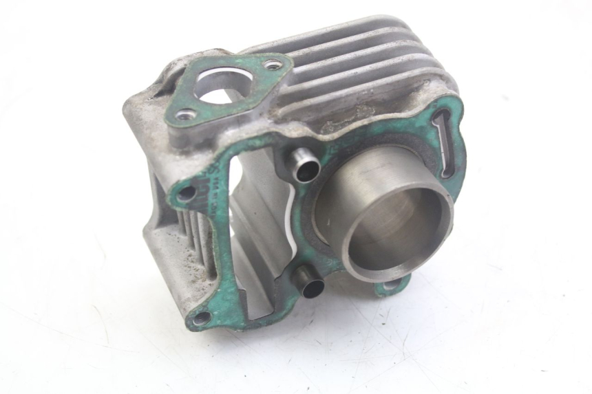 photo de CYLINDER BARREL PISTON SYM ORBIT 2 4T 50 (2018 - 2022) - Alternative perspective