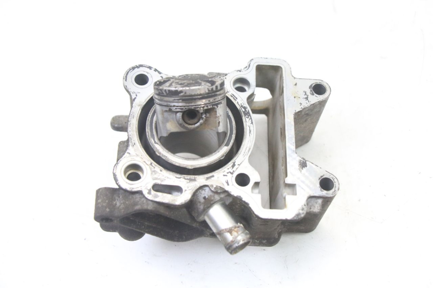 photo de CYLINDER BARREL PISTON MBK OVETTO 4T 50 (2008 - 2016) - Component detail