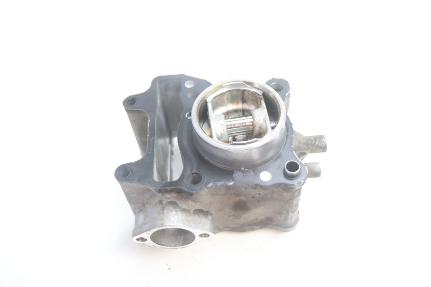 photo de CYLINDER PISTON HONDA PCX (JF28) 125 (2009 - 2011) - Technical close-up