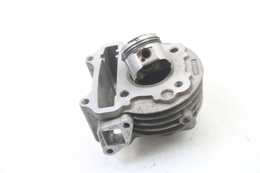 photo de CYLINDER BARREL PISTON PEUGEOT KISBEE 4T 50 (2010 - 2017) - Main view