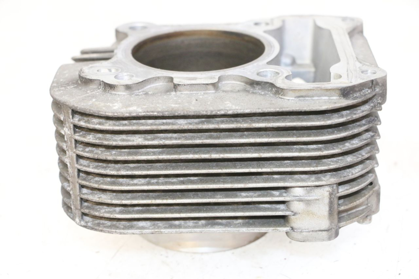 photo de CYLINDER BARREL PISTON PIAGGIO VESPA LX 150 (2005 - 2013) - Additional view of the item