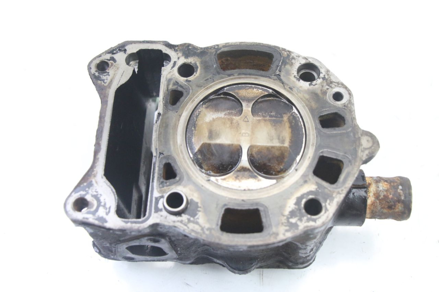 photo de CYLINDER PISTON PIAGGIO X8 125 (2004 - 2007) - Technical close-up