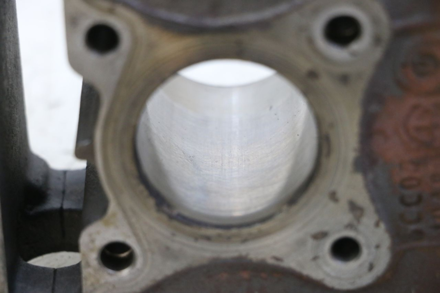 photo de CYLINDER PISTON PIAGGIO ZIP 4T 50 (2018 - 2020) - Surface and material condition