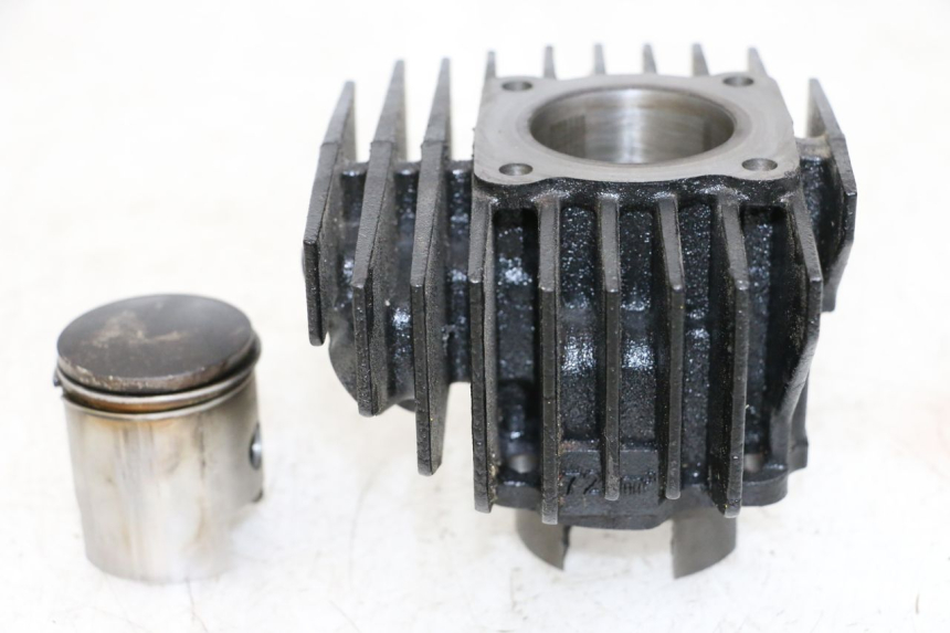 photo de CYLINDER BARREL PISTON YAMAHA PW 80 (1983 - 2014) - Markings and original references