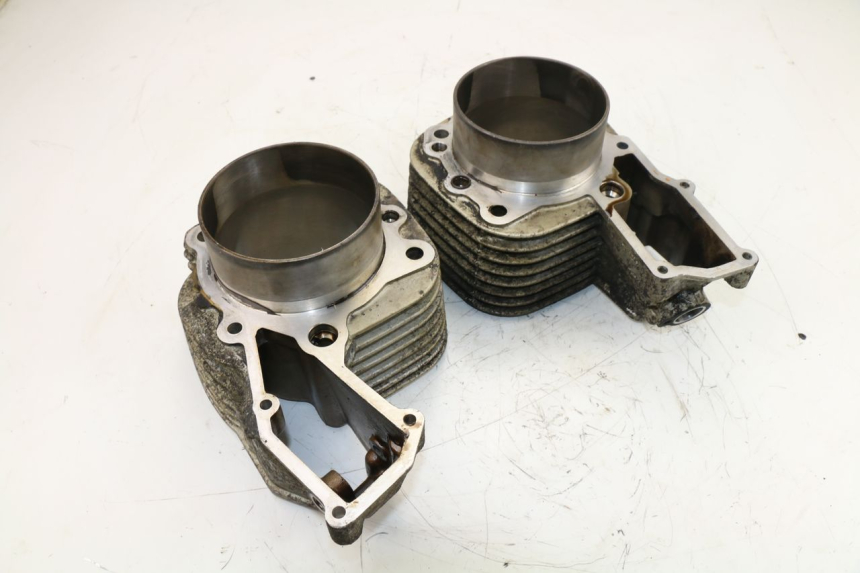 photo de CYLINDER BARREL PISTON BMW R RT ABS 1100 (1996 - 2001) - Alternative perspective