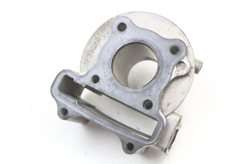 photo de CYLINDER PISTON EUROCKA R8 4T 50 (2013 - 2022) - Fixing points details