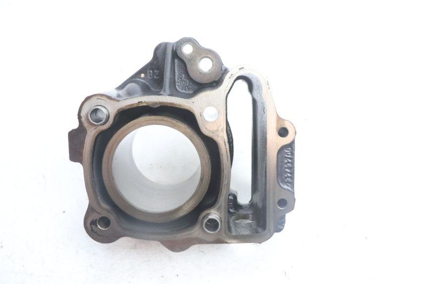 photo de CYLINDER PISTON PEUGEOT SATELIS 125 (2006 - 2009) - Surface and material condition