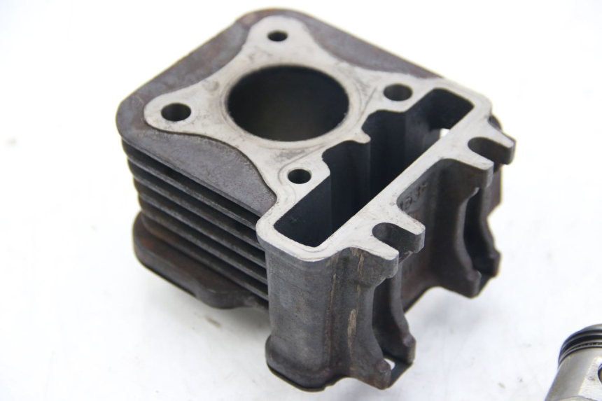 photo de CYLINDER PISTON APRILIA SCARABEO 4T 50 (2009 - 2017) - Zoom on usage condition