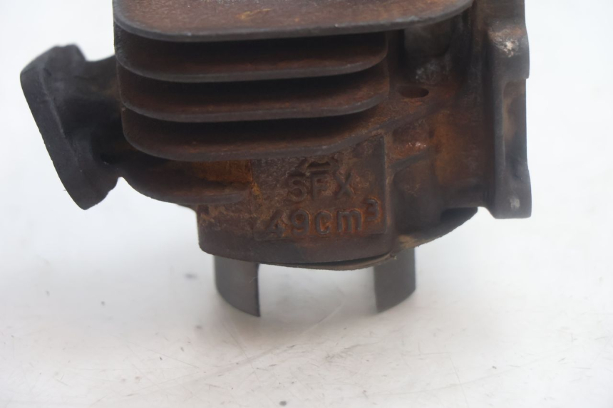 photo de CYLINDER BARREL PISTON YAMAHA SLIDER 50 (1999 - 2004) - Component zoom