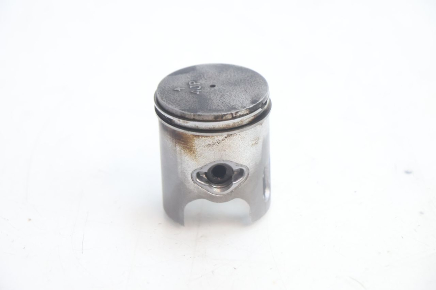 photo de CYLINDER BARREL PISTON YAMAHA SLIDER 50 (1999 - 2004) - Focus on structure