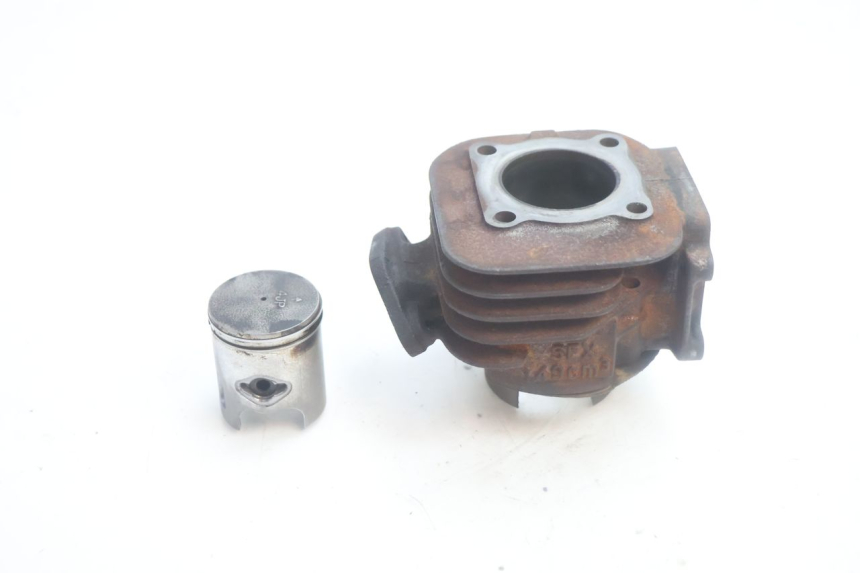 photo de CYLINDER BARREL PISTON YAMAHA SLIDER 50 (1999 - 2004) - Zoom on usage condition