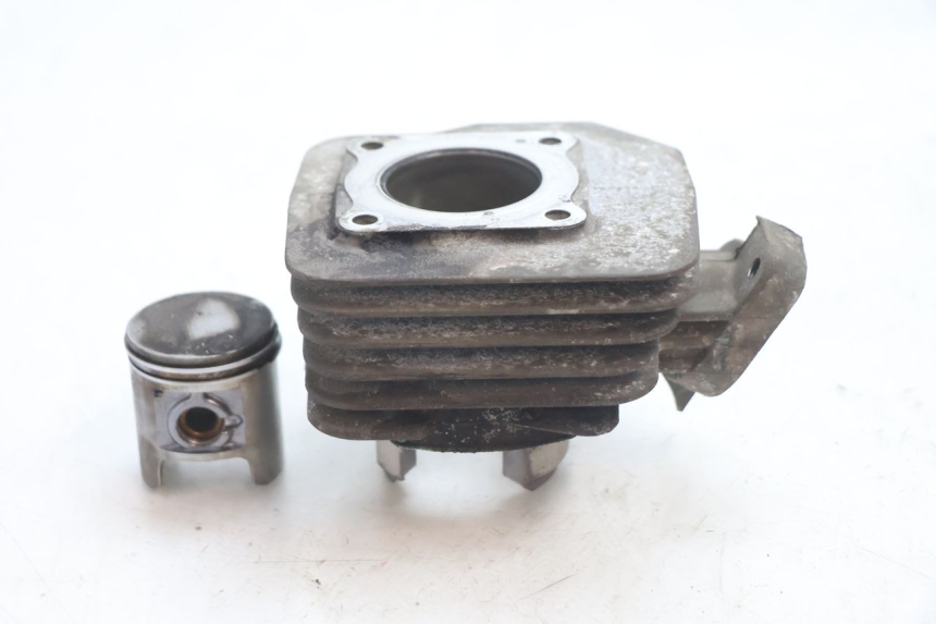 photo de CYLINDER BARREL PISTON PEUGEOT SPEEDFIGHT 2 AC 50 (2000 - 2009) - Component detail