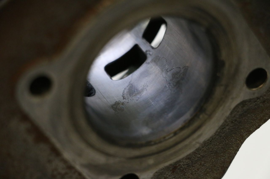 photo de CYLINDER BARREL PISTON PEUGEOT SPEEDFIGHT 2 AC 50 (2000 - 2009) - Technical close-up