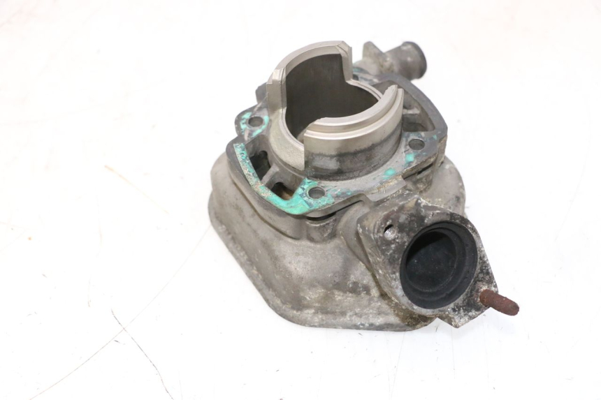 photo de CYLINDER BARREL PISTON PEUGEOT SPEEDFIGHT LC 50 (1996 - 2002) - Distinctive features