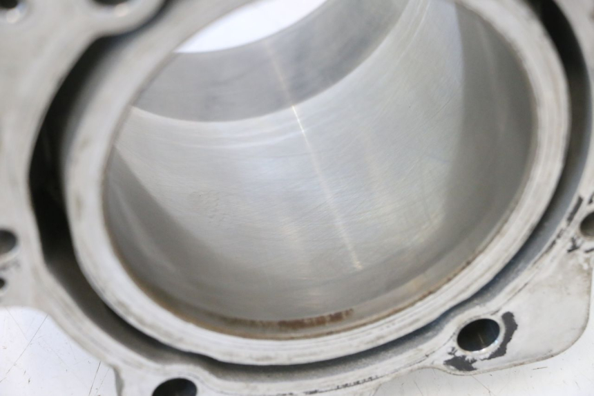 photo de CYLINDER BARREL PISTON CAN-AM SPYDER RS 1000 (2008 - 2012) - Additional view of the item