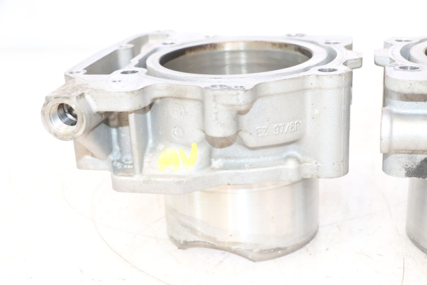 photo de CYLINDER BARREL PISTON CAN-AM SPYDER RS 1000 (2008 - 2012) - Used quality zoom