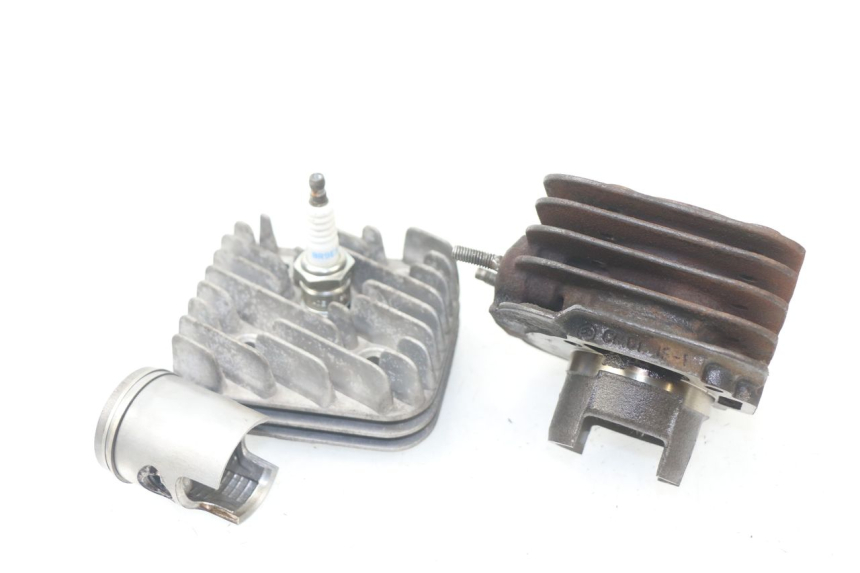 photo de CYLINDER BARREL PISTON APRILIA SR 2T 50 (2012 - 2017) - Detailed visual inspection