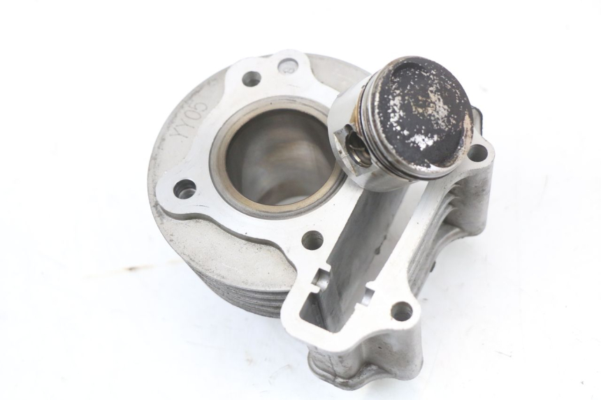 photo de CYLINDER PISTON JM MOTORS SUNNY 50 (2017 - 2020) - Alternative perspective