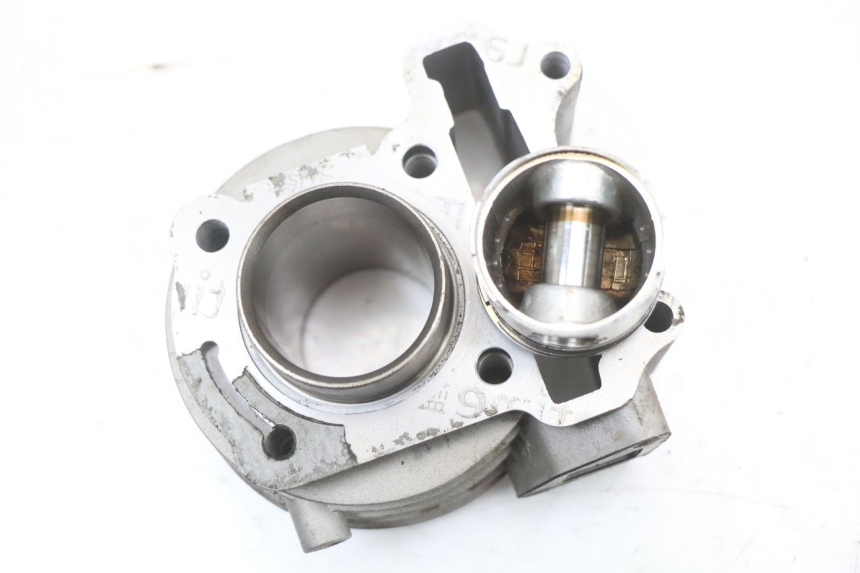 photo de CYLINDER PISTON JM MOTORS SUNNY 50 (2017 - 2020) - Fixing points details