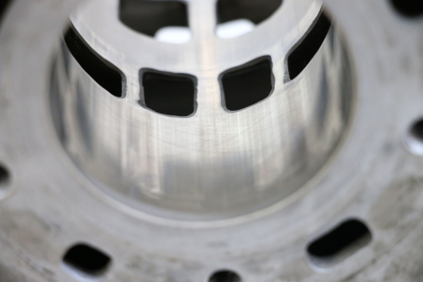 photo de CYLINDER BARREL PISTON CAGIVA SUPER CITY 125 (1992 - 1997) - Checked used part