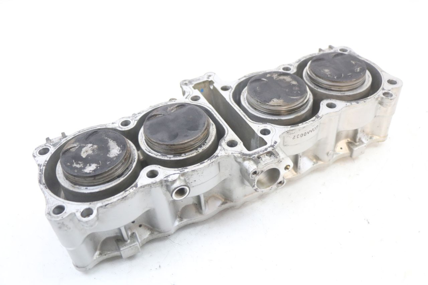 photo de CYLINDER BARREL PISTON SUZUKI GSX F GSXF 650 (2007 - 2015) - Detailed visual inspection