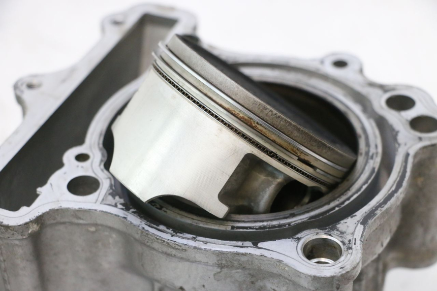 photo de CYLINDER BARREL PISTON SUZUKI SV S 650 (2003 - 2009) - High-resolution close-up