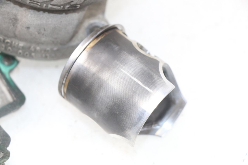 photo de CYLINDER BARREL PISTON KTM SX 85 (2003 - 2012) - Focus on structure