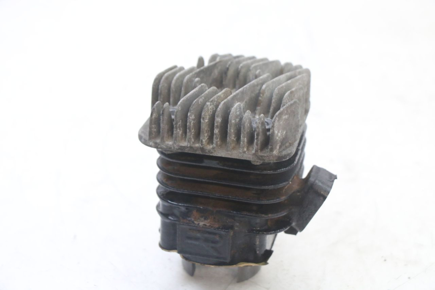 photo de CYLINDER PISTON TNT MOTOR ROMA 10' 2T 50 (2011 - 2018) - Fixing points details