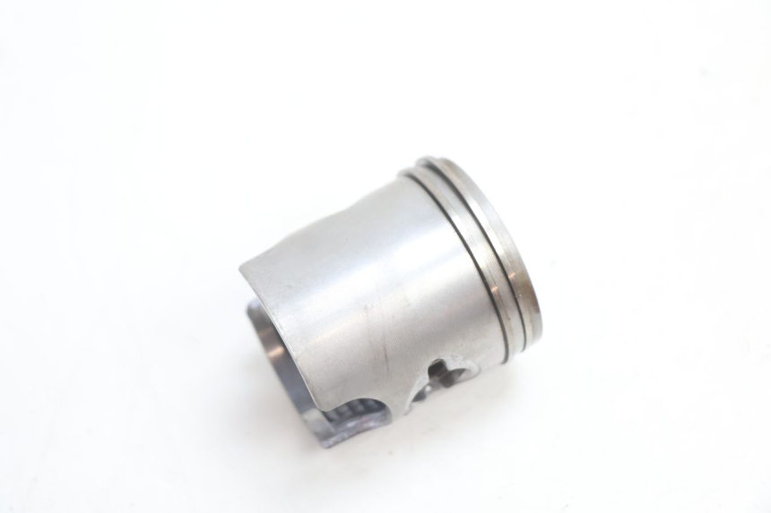 photo de CYLINDER BARREL PISTON PEUGEOT TREKKER 50 (1995 - 2004) - Detailed visual inspection