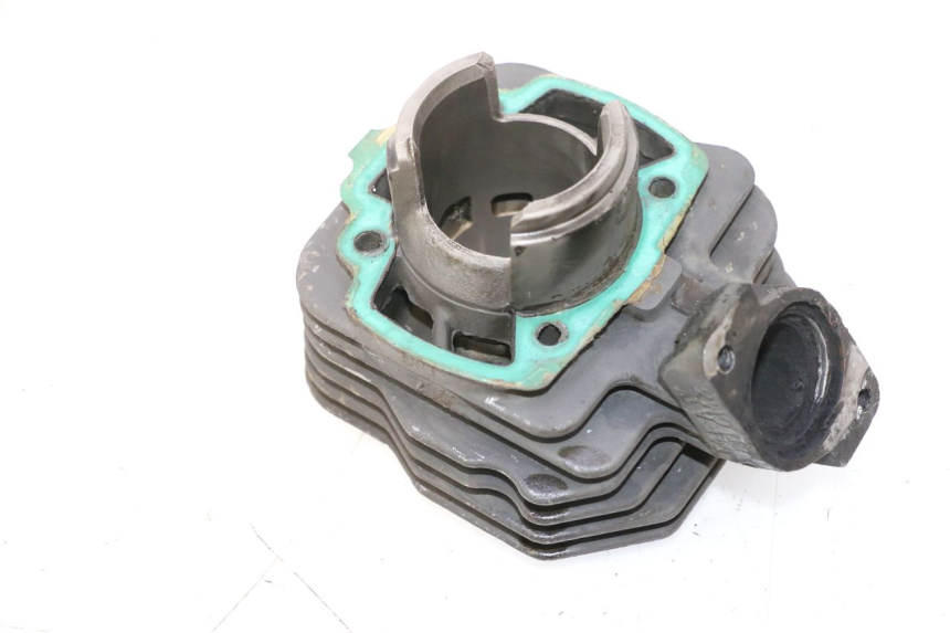 photo de CYLINDER BARREL PISTON PEUGEOT TREKKER 50 (1995 - 2004) - Distinctive features