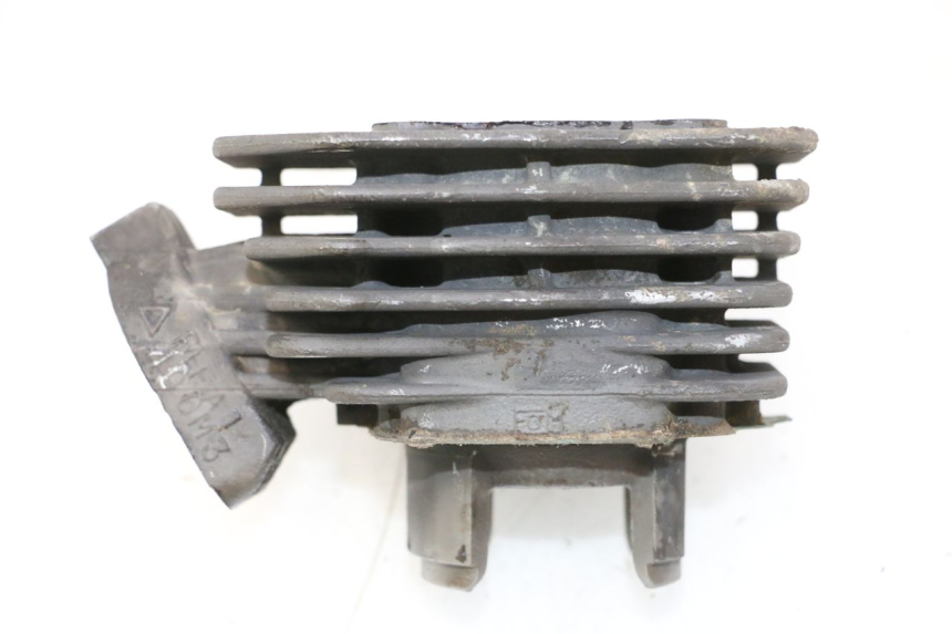 photo de CYLINDER BARREL PISTON PEUGEOT TREKKER 50 (1995 - 2004) - Detailed visual inspection