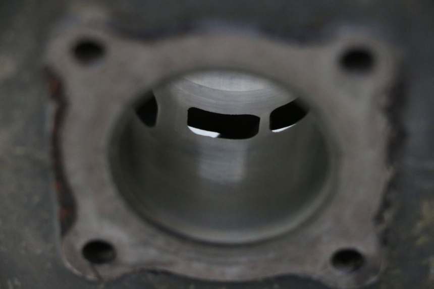 photo de CYLINDER BARREL PISTON PEUGEOT TREKKER 50 (1995 - 2004) - Markings and original references
