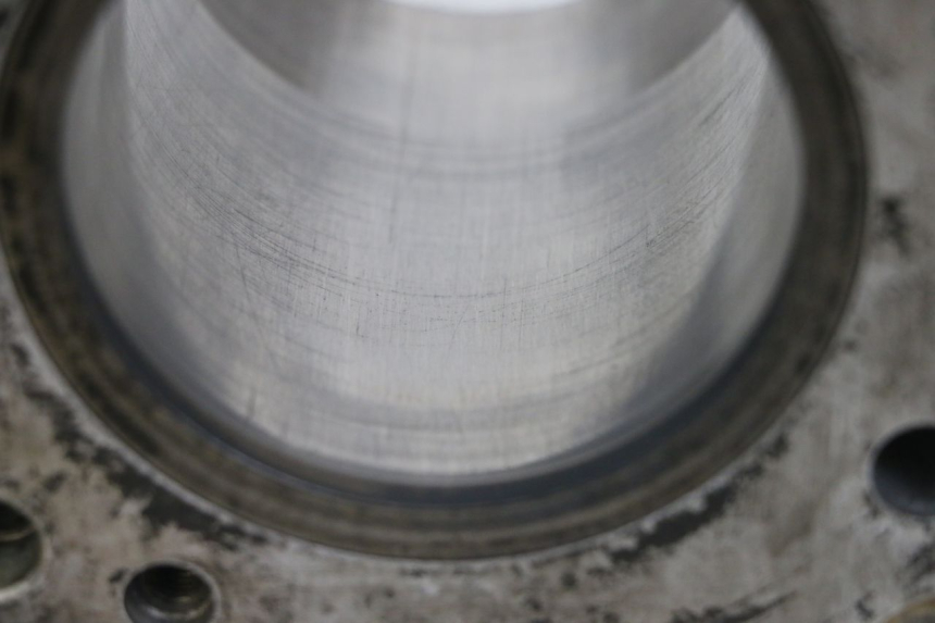 photo de CYLINDER PISTON HONDA TRX 300 (1988 - 2000) - Zoom on usage condition