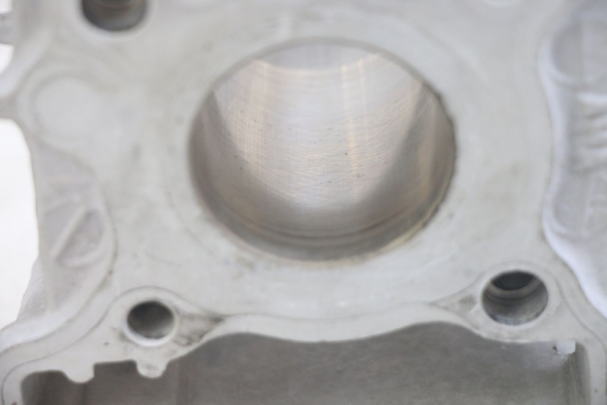 photo de CYLINDER PISTON PEUGEOT TWEET 4T 50 (2014 - 2019) - Alternative perspective